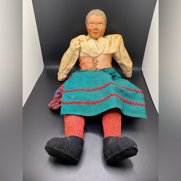 Vintage Primitive Folk Art Doll w/Hand Stitched Clothing & Hand Painted Face - Picture 1 of 15